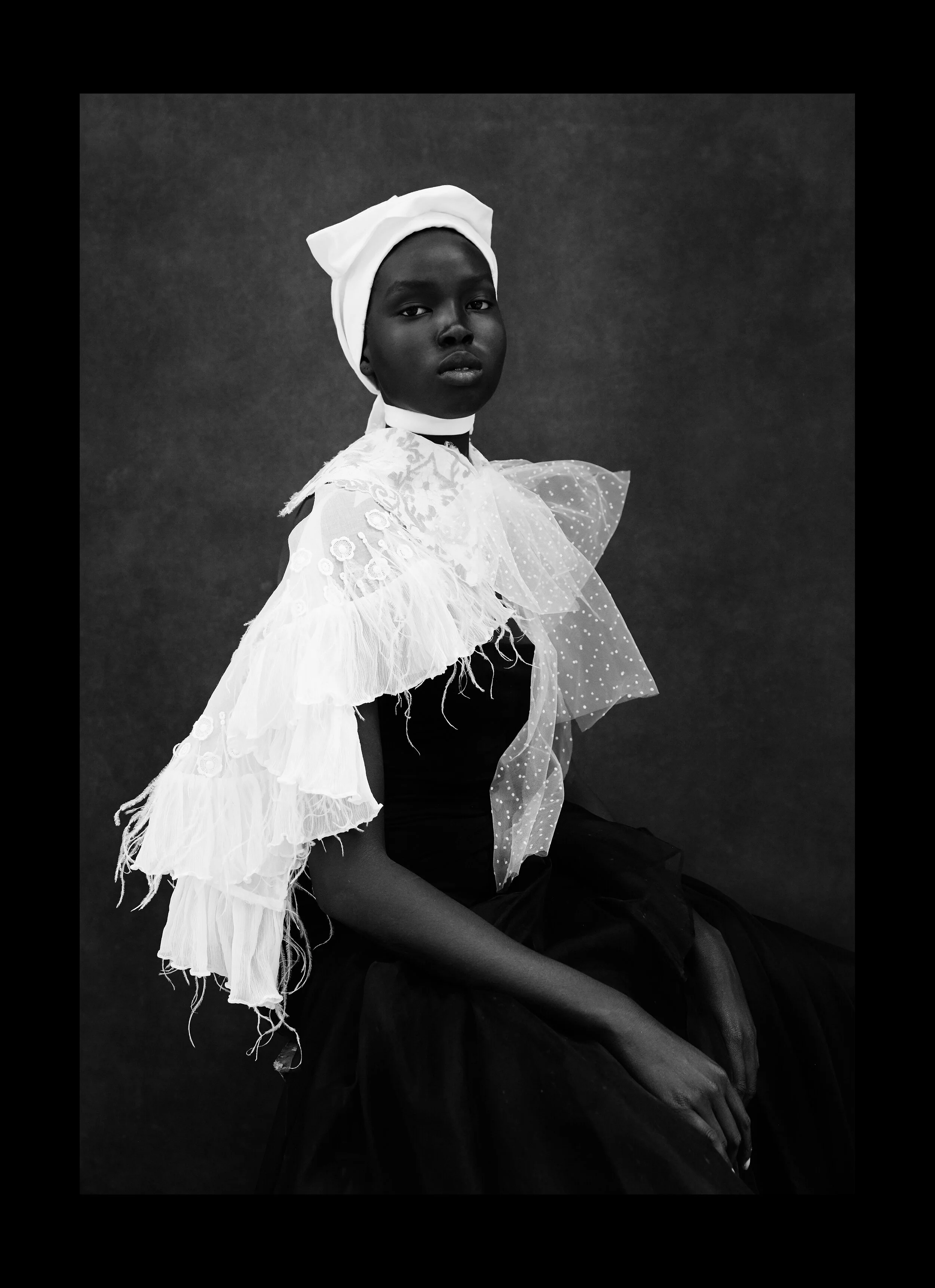 レア PHOTOGRAPHIC PORTRAIT PRIZE 2004 Lot 469: Peter Max Colored Lithograph, Crimson Lady | Case